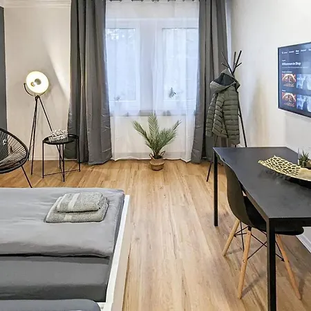 Alfa 4 Zimmer 8 Personen Netflix Inet Ebk Wm Trockner *