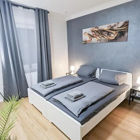 Apartment Alfa 4 Zimmer 8 Personen Netflix Inet Ebk Wm Trockner *